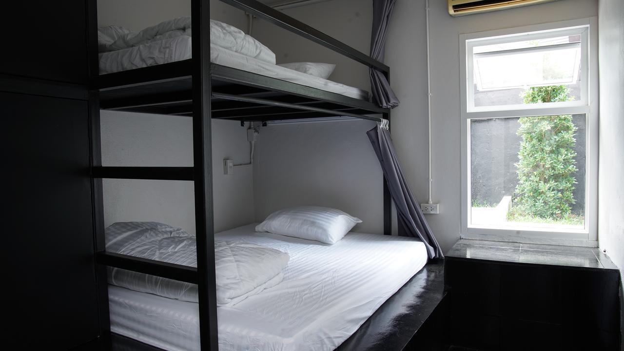 Hostel The Park Society Chiang Mai Zewnętrze zdjęcie