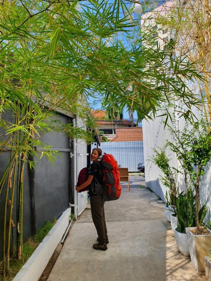 Hostel The Park Society Chiang Mai Zewnętrze zdjęcie